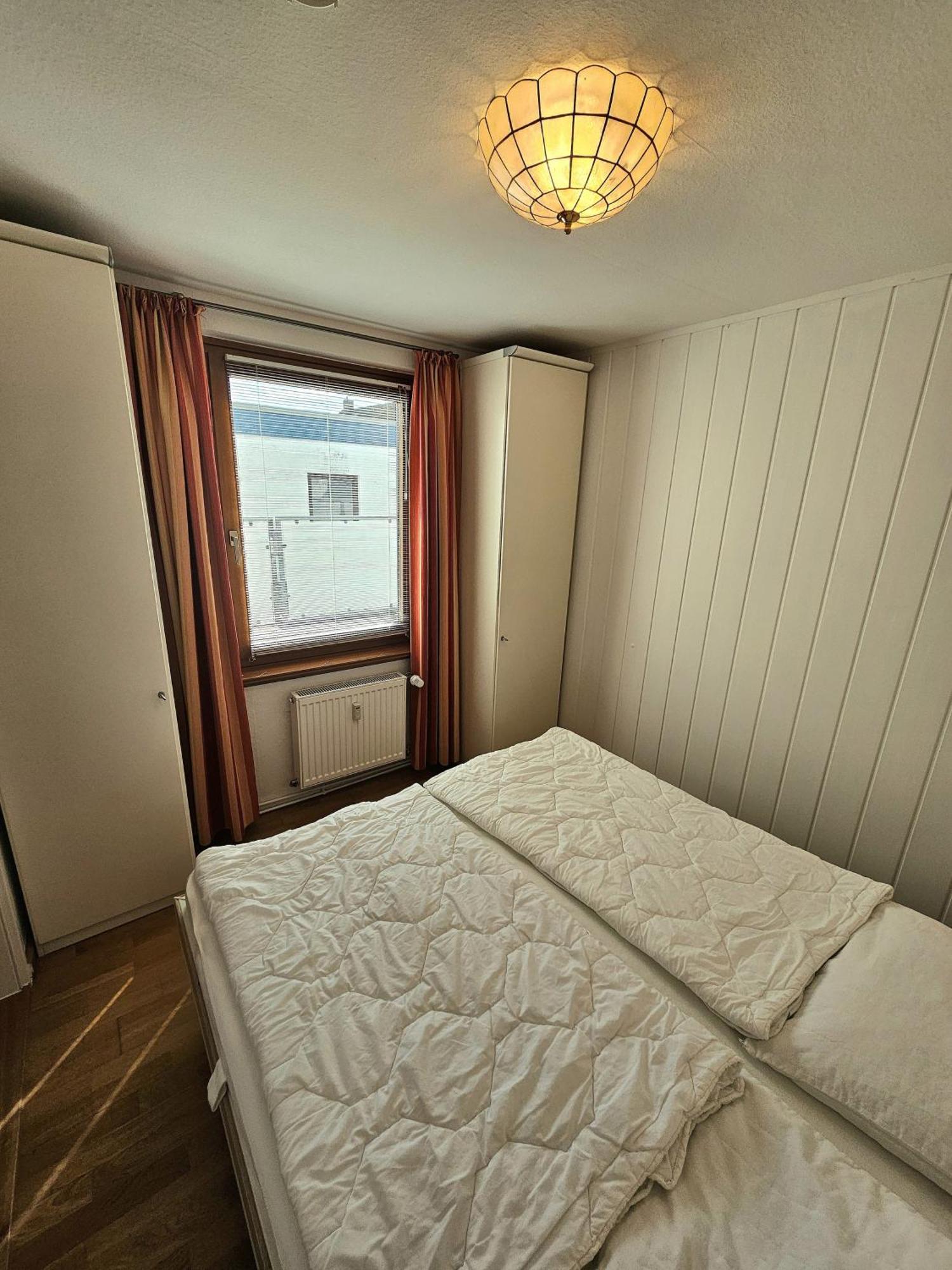 Wohnung 2 - G Pape - Schoene Terassenwohnung Mit Sep Ankleidezimmer, Kostenloses Wlan, Longstay Rabatt, Naehe Duenenpark 格洛米茨 外观 照片